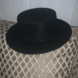 Unisex fedora! Worn once!